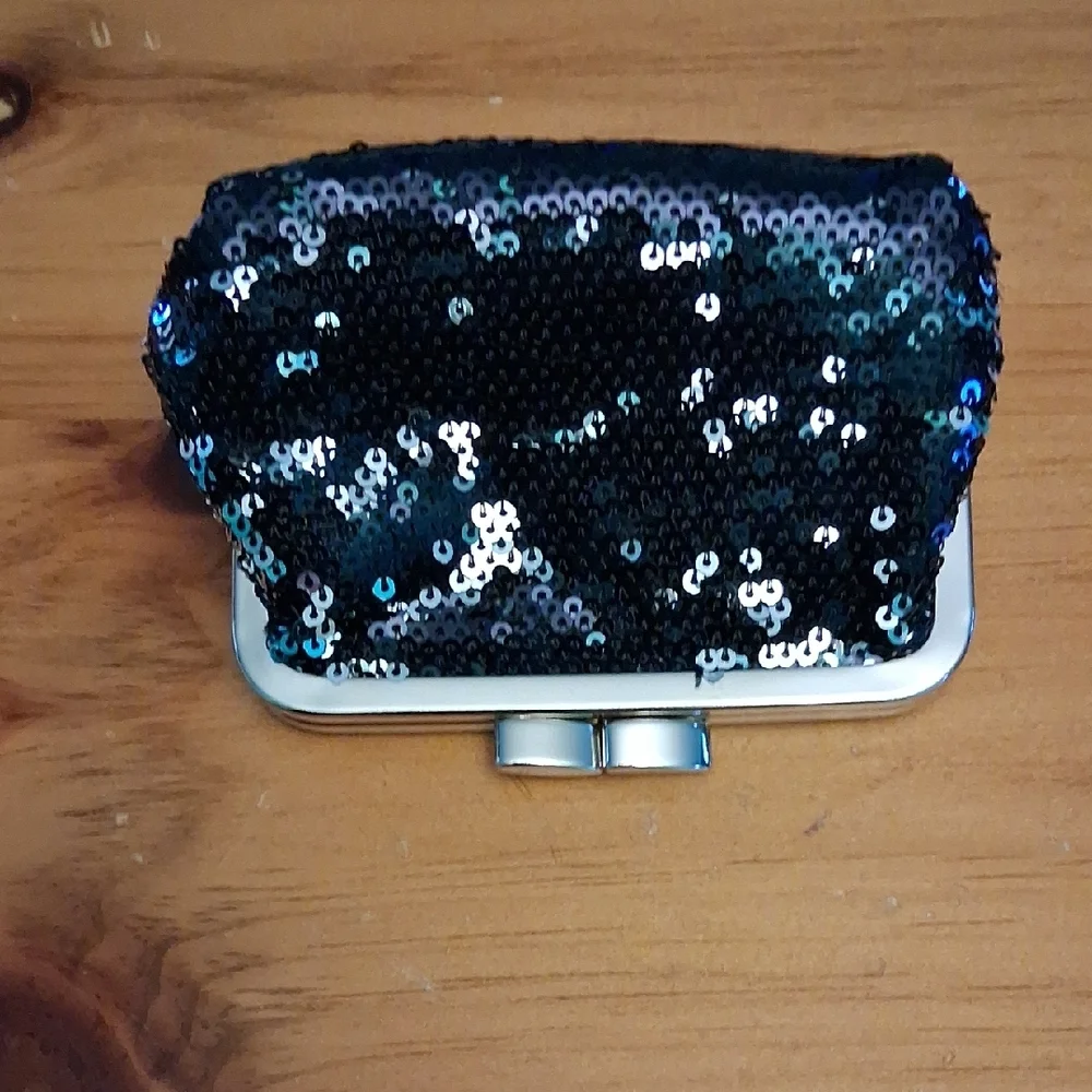 Victoria's Secret Black Sequin Wristlet - Picture 3 of 7